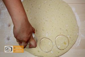 Mit Käse und Schinken gefüllte Kartoffelpfannkuchen Rezept - Zubereitung Schritt 3
