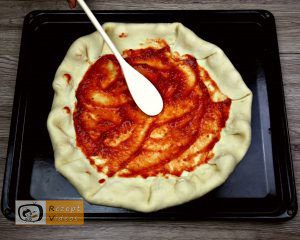 Floras Pizza Rezept - Zubereitung Schritt 3