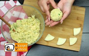 Mit Käse gefüllte Kartoffeltaler Rezept Zubereitung Schritt 7