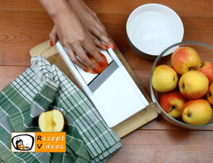 Apfelrosen-Kuchen Rezept Zubereitung Schritt 2