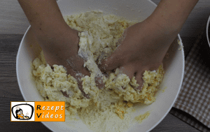 Sauerkirschkuchen Rezept Zubereitung Schritt 3