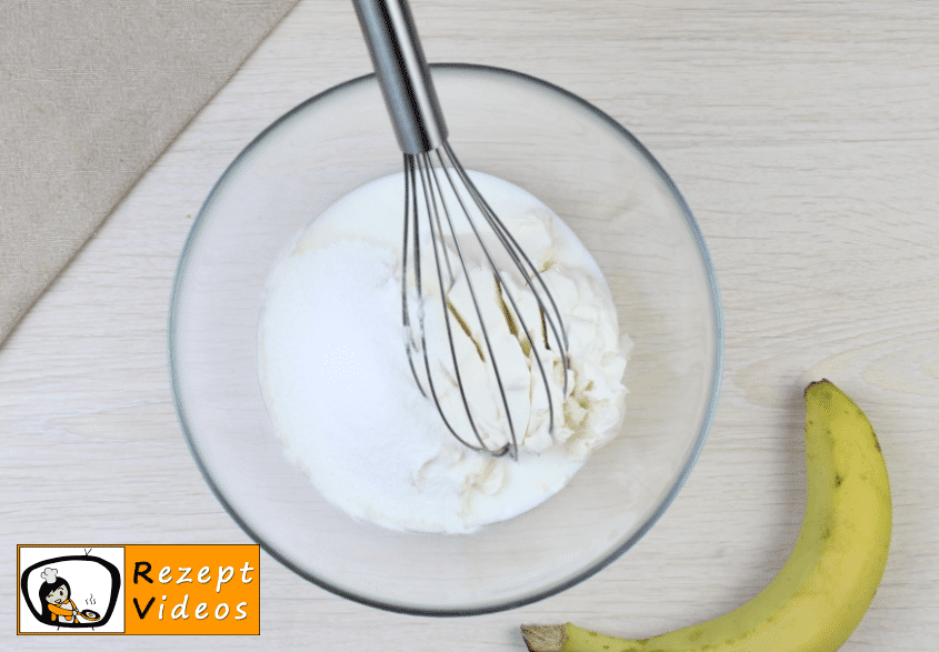 Bananen-Joghurt-Torte Rezept - Zubereitung Schritt 3