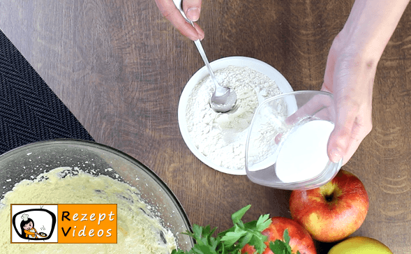 Apfelkuchen Rezept - Zubereitung Schritt 3