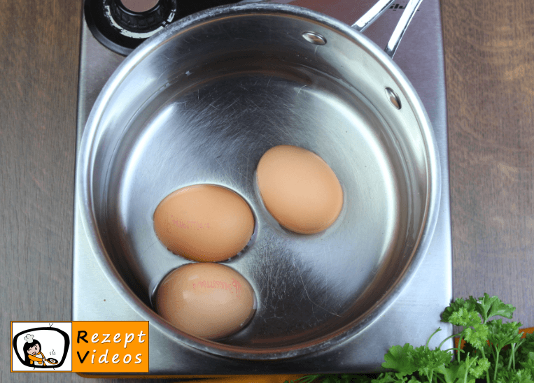 Hartgekochte Eier Rezept - Zubereitung Schritt 1