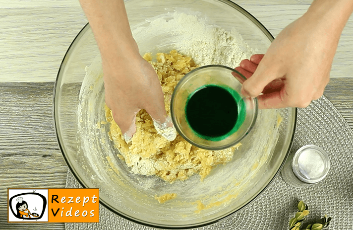 Grinch-Kekse Rezept Zubereitung - Schritt 4