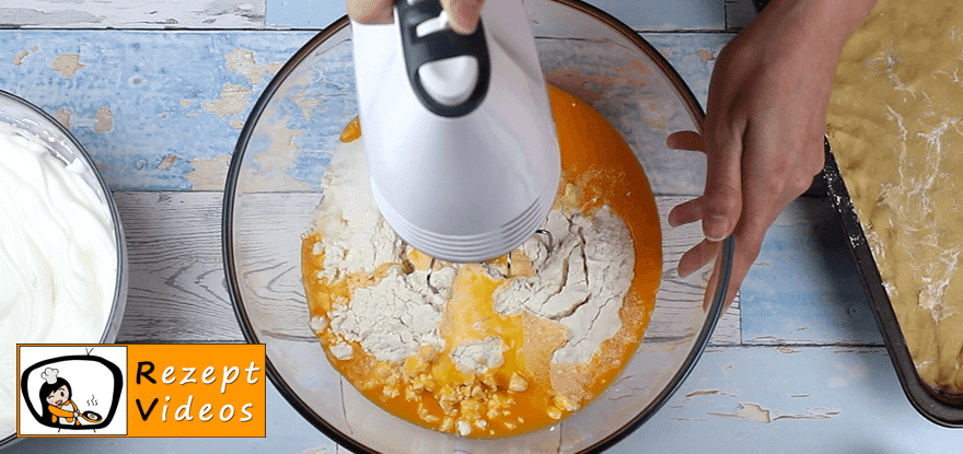 Sauerrahm-Creme-Kuchen Rezept Zubereitung - Schritt 4